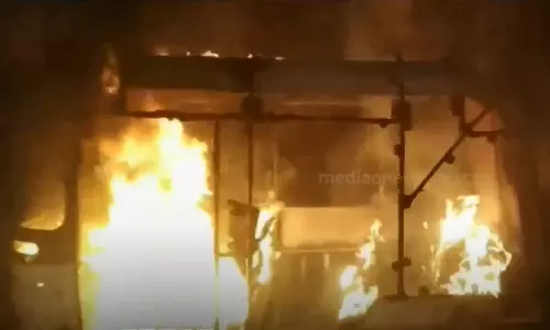 Autorickshaw Burned,