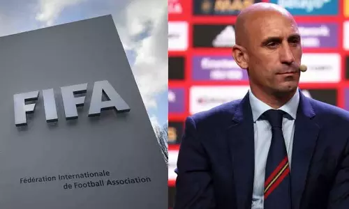 ചുംബന വിവാദം; സ്പാനിഷ് ഫുട്ബോൾ തലവൻ ലൂയിസ് റൂബിയാലെസിനെ സസ്പെൻഡ് ചെയ്ത് ഫിഫ