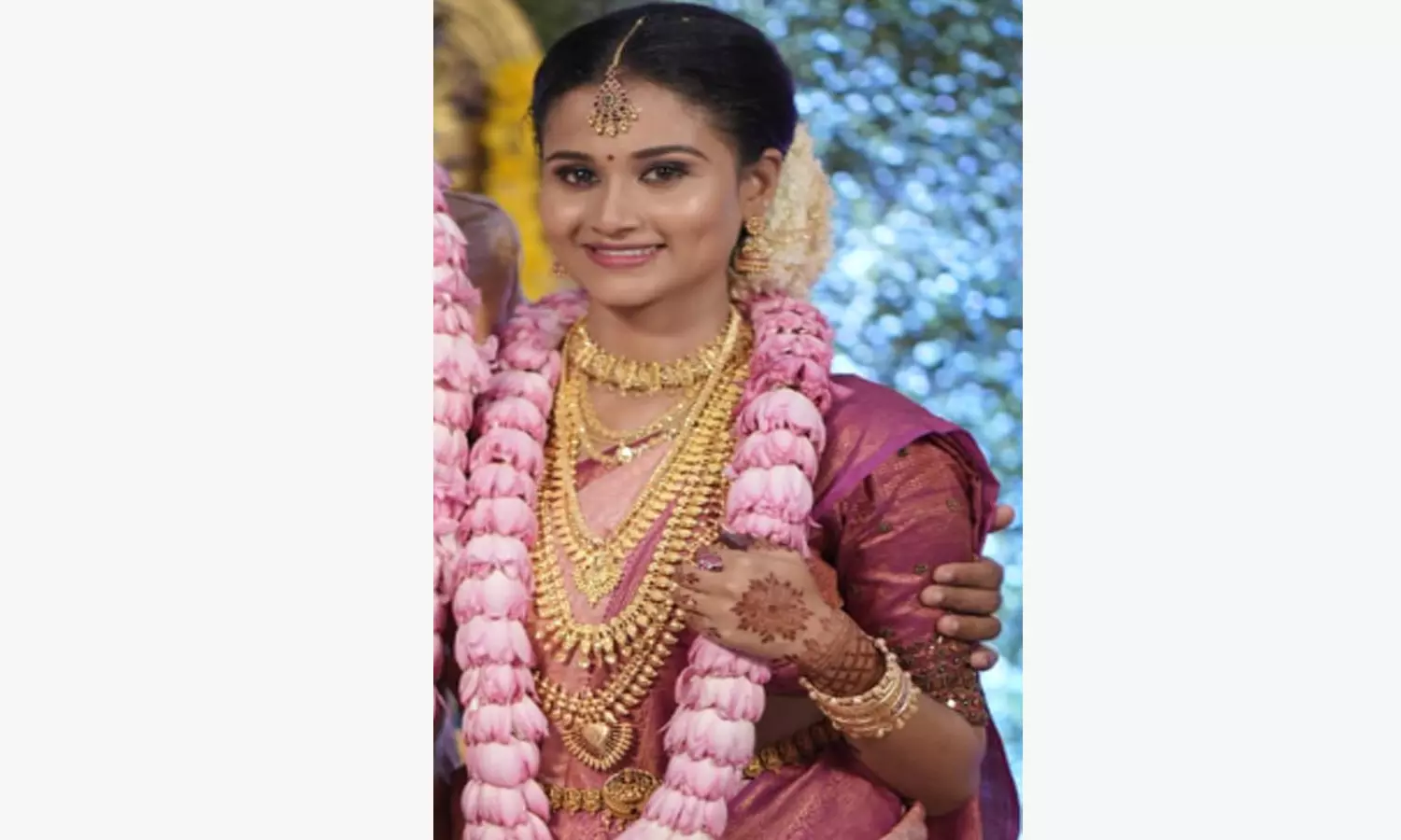 തിരുവനന്തപുരത്ത് നവവധു ഭർതൃവീട്ടിൽ മരിച്ച നിലയിൽ