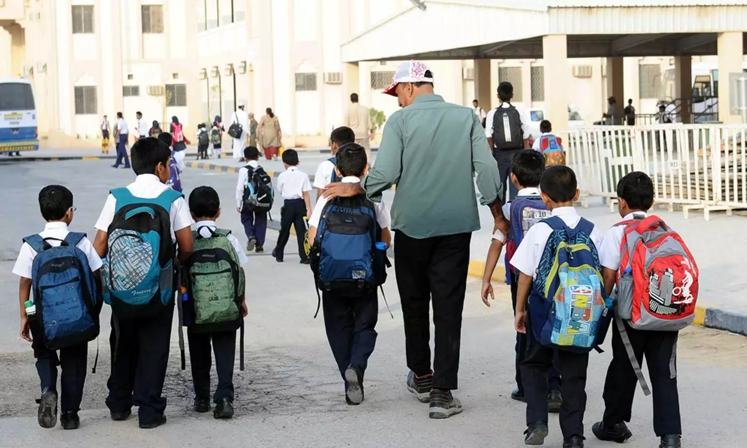 Schools in Qatar opens; Number of children increased