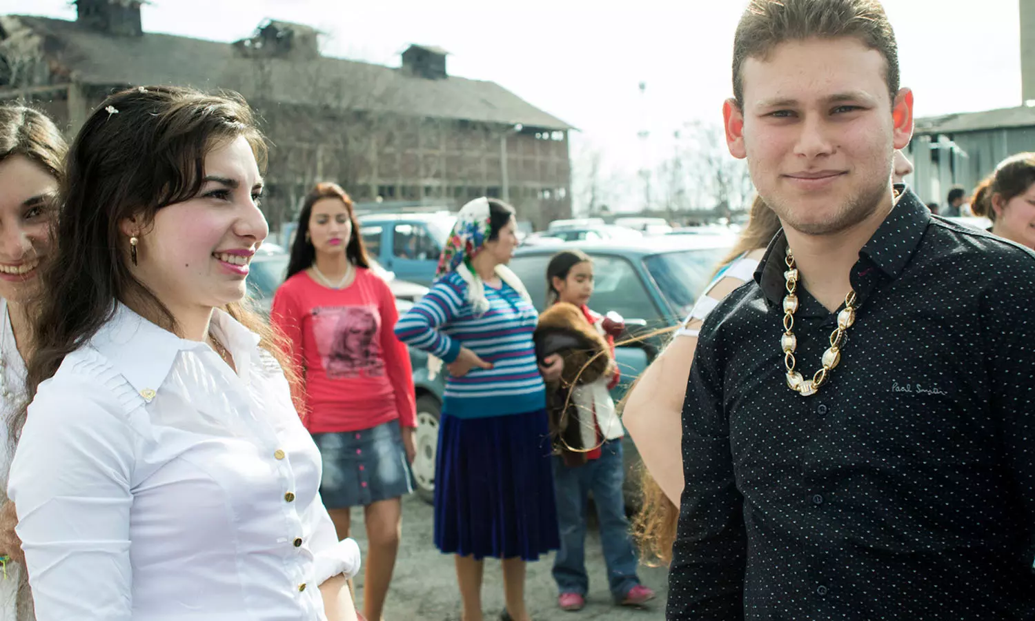 സ്റ്റാറ സഗോറയിലെ ബ്രൈഡ് മാര്ക്കറ്റിലെത്തിയവര് സ്റ്റാറ സഗോറയിലെ ബ്രൈഡ് മാര്ക്കറ്റിലെത്തിയവര്