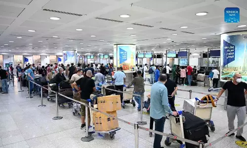 പ്രവാസി യുവാവ് കുവൈത്ത് വിമാനത്താവളത്തിൽ കുഴഞ്ഞു വീണ് മരിച്ചു