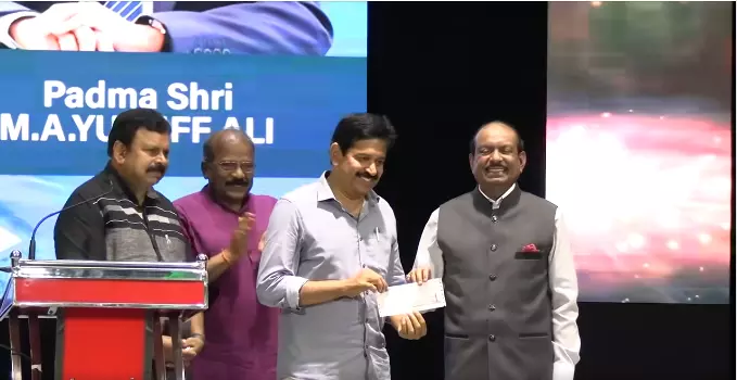 Gopinath Muthukad with MA Yusaf Ali Gopinath Muthukad with MA Yusaf Ali