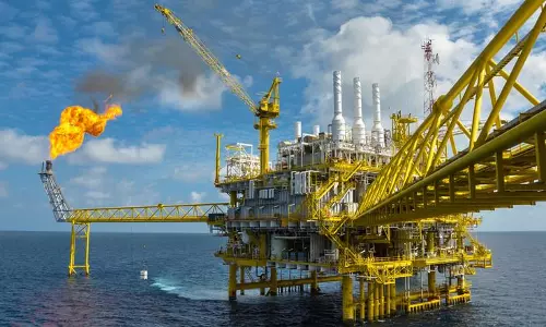 കുവൈത്ത്-സൗദി ഓയില് പദ്ധതി അൽ ഖഫ്ജിയില് എണ്ണ ഉല്പ്പാദനം പുനരാരംഭിച്ചു കുവൈത്ത്-സൗദി ഓയില് പദ്ധതി അൽ ഖഫ്ജിയില് എണ്ണ ഉല്പ്പാദനം പുനരാരംഭിച്ചു