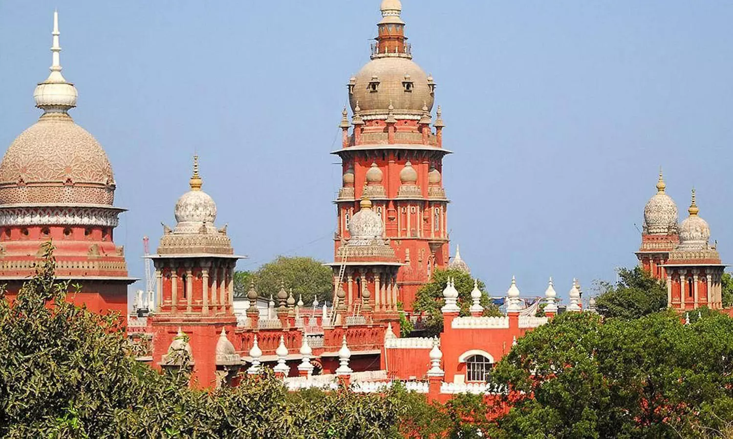 Madras High Court, parents,property settlement,senior citizen,മാതാപിതാക്കൾക്ക് മാന്യമായ ജീവിതം നൽകുന്നതും മക്കളുടെ ബാധ്യത; മദ്രാസ് ഹൈക്കോടതി,മദ്രാസ് ഹൈക്കോടതി, Madras High Court, parents,property settlement,senior citizen,മാതാപിതാക്കൾക്ക് മാന്യമായ ജീവിതം നൽകുന്നതും മക്കളുടെ ബാധ്യത; മദ്രാസ് ഹൈക്കോടതി,മദ്രാസ് ഹൈക്കോടതി,