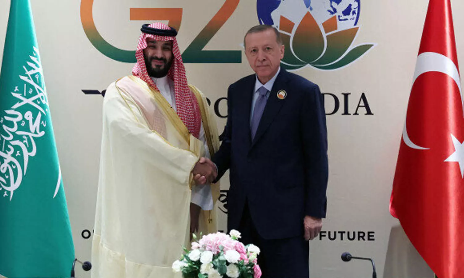 In Delhi, the Saudi crown prince has busy discussions met with various leaders