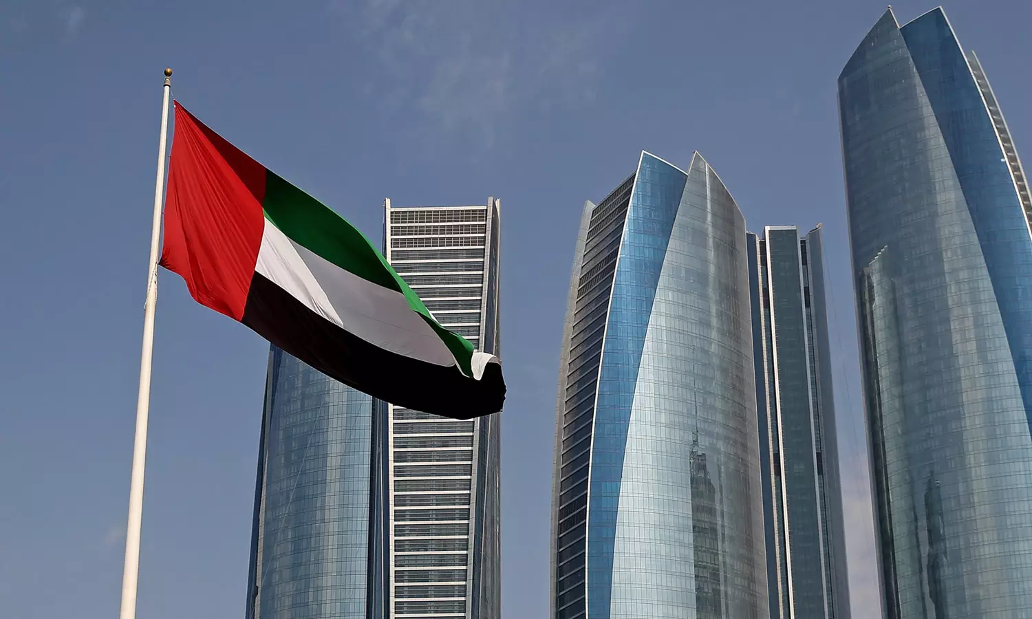 യു.എ.ഇയിൽ വാണിജ്യ ഏജൻസി നിയമം കർശനമാക്കി; ലംഘിച്ചാൽ പിഴക്ക് പുറമെ ചരക്ക് കണ്ടുകെട്ടും യു.എ.ഇയിൽ വാണിജ്യ ഏജൻസി നിയമം കർശനമാക്കി; ലംഘിച്ചാൽ പിഴക്ക് പുറമെ ചരക്ക് കണ്ടുകെട്ടും