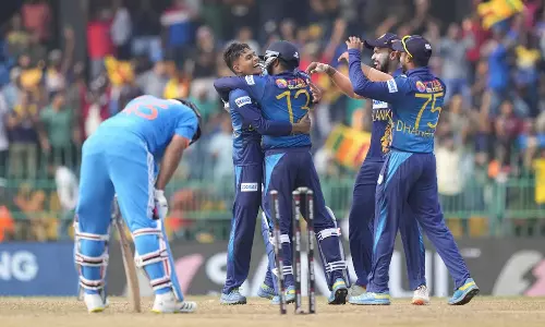 ലങ്കൻ ചുഴി; സ്പിൻ കുരുക്കിൽ കറങ്ങിവീണ് ടീം ഇന്ത്യ