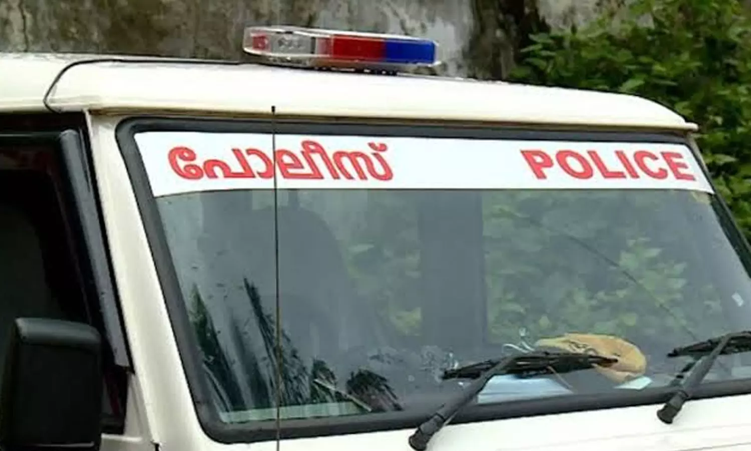 ഒന്നര മാസം പ്രായമുള്ള കുഞ്ഞിനെ ചെളിയിൽ മുക്കിക്കൊന്ന കേസിൽ അമ്മ കസ്റ്റഡിയില്‍