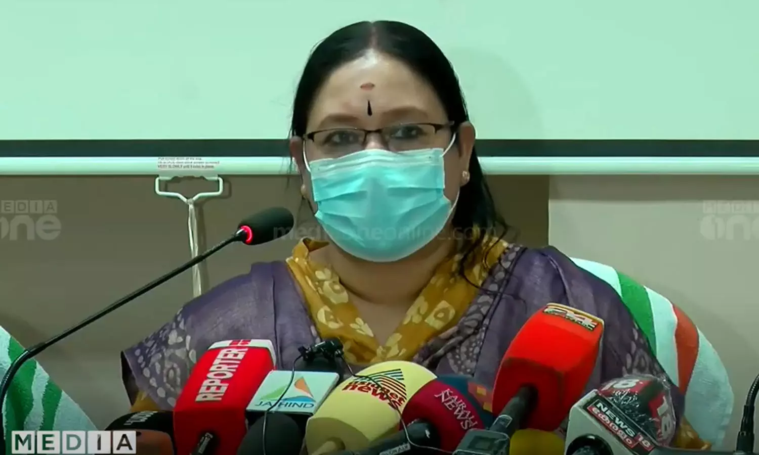 789 people on contact list, The District Collector said that 11 samples have been sent for testing, nipah virus testing, latest malayalam news, സമ്പർക്ക ലിസ്റ്റിൽ 789 പേർ, 11 സാമ്പിളുകൾ പരിശോധനയ്ക്ക് അയച്ചതായി ജില്ലാ കളക്ടർ അറിയിച്ചു, നിപ വൈറസ് പരിശോധന, ഏറ്റവും പുതിയ മലയാളം വാർത്തകൾ 789 people on contact list, The District Collector said that 11 samples have been sent for testing, nipah virus testing, latest malayalam news, സമ്പർക്ക ലിസ്റ്റിൽ 789 പേർ, 11 സാമ്പിളുകൾ പരിശോധനയ്ക്ക് അയച്ചതായി ജില്ലാ കളക്ടർ അറിയിച്ചു, നിപ വൈറസ് പരിശോധന, ഏറ്റവും പുതിയ മലയാളം വാർത്തകൾ
