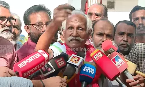 ചെ​ഗുവേരയെ ഉയർത്തിപ്പിടിക്കുന്നവർ വെറും 300 കോടിക്കുവേണ്ടിയാണ് 8 കൊലകൾ ചെയ്തത്; ഗ്രോ വാസു