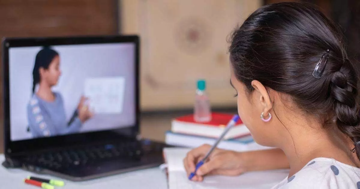 ഡിജിറ്റൽ സ്കൂൾ പദ്ധതിയിലേക്ക് 450 കമ്പ്യൂട്ടർ നൽകി ആർ.ടി.എ ഡിജിറ്റൽ സ്കൂൾ പദ്ധതിയിലേക്ക് 450 കമ്പ്യൂട്ടർ നൽകി ആർ.ടി.എ