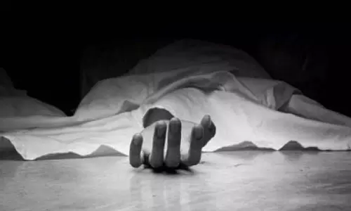 കാസർകോട് ഉദുമയിൽ അമ്മയേയും അഞ്ചു വയസ്സുള്ള മകളേയും കിണറ്റിൽ മരിച്ച നിലയിൽ കണ്ടെത്തി കാസർകോട് ഉദുമയിൽ അമ്മയേയും അഞ്ചു വയസ്സുള്ള മകളേയും കിണറ്റിൽ മരിച്ച നിലയിൽ കണ്ടെത്തി