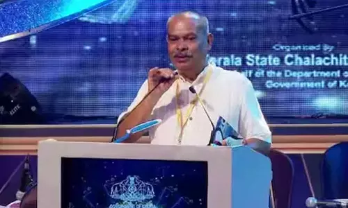 സംസ്ഥാന ചലച്ചിത്ര പുരസ്‌കാര വേദിയിൽ വിവാദ പരാമർശം നടത്തിയ അലൻസിയറിനെതിരെ വനിതാ കമ്മീഷൻ