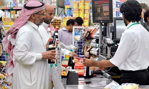 സൗദിയിൽ കഴിഞ്ഞ മാസം 89 ഉത്പന്നങ്ങൾക്ക് വില കൂടി സൗദിയിൽ കഴിഞ്ഞ മാസം 89 ഉത്പന്നങ്ങൾക്ക് വില കൂടി