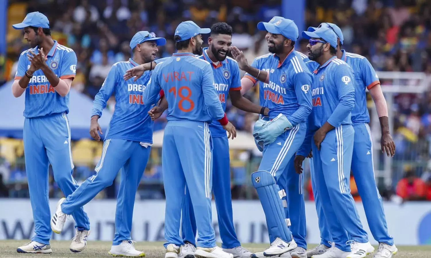 എല്ലാം പെട്ടെന്നായിരുന്നു; സിറാജ് കൊടുങ്കാറ്റില്‍ 50 റണ്‍സിന് കൂടാരം കയറി ശ്രീലങ്ക