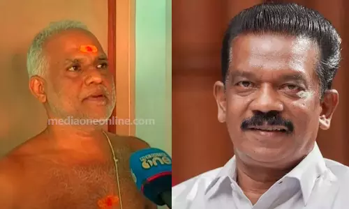 ഓരോ അമ്പലങ്ങളിലും ഓരോ രീതിയാണ്; ജാതിവിവേചനം നിലനിൽക്കുന്നു എന്ന് പറയാൻ കഴിയില്ലെന്ന് തന്ത്രി