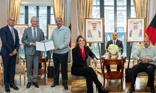 Microsoft and Google teams met with the Prime Minister of Kuwait
