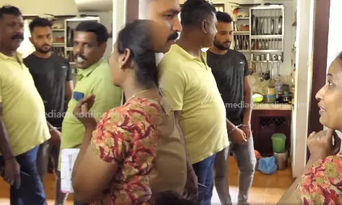 Thrithala native teacher advises thief who stole from home, Thrithala home robbery case, teacher lecture to thief