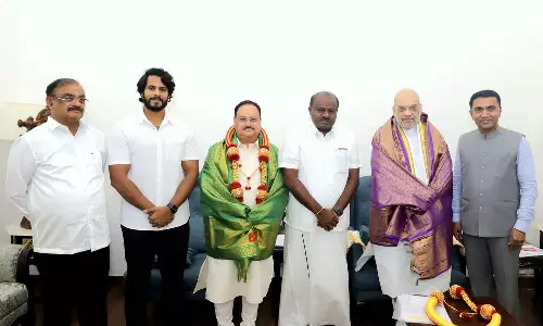 എൻ.ഡി.എയിൽ ചേർന്നതിന് പിന്നാലെ ജെ.ഡി.എസിൽ പൊട്ടിത്തെറി; സംസ്ഥാന വൈസ് പ്രസിഡന്റ് രാജിവെച്ചു