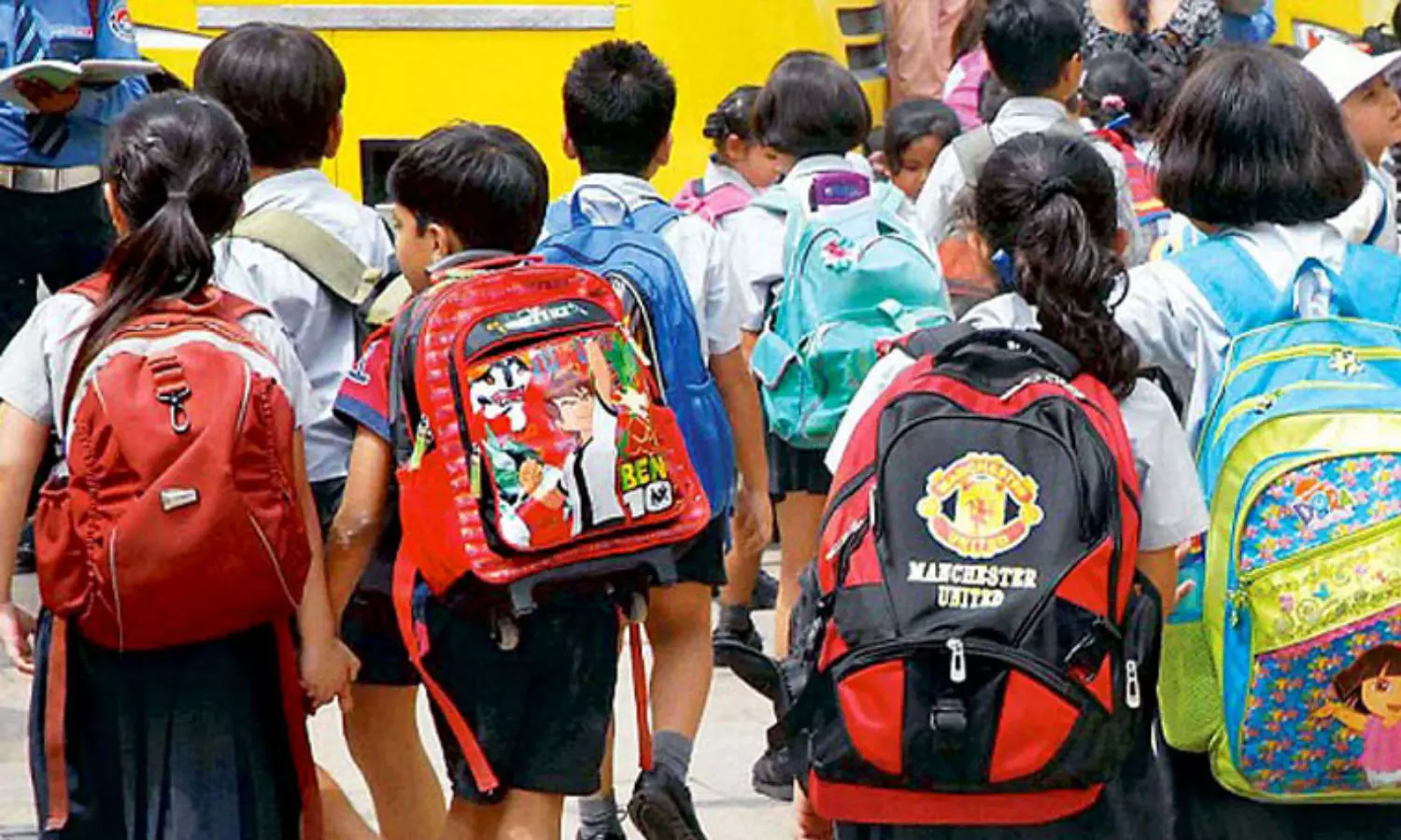 nipah,Nipah Virus news,Nipah kozhikode,Nipah news updates,Schools open,containment zones kozhikode,നിപ ഭീതി അകലുന്നു, കോഴിക്കോട്ട് ജില്ലയില് നിപ ഭീതി അകലുന്നു, സ്കൂളുകള് നാളെ തുറക്കും nipah,Nipah Virus news,Nipah kozhikode,Nipah news updates,Schools open,containment zones kozhikode,നിപ ഭീതി അകലുന്നു, കോഴിക്കോട്ട് ജില്ലയില് നിപ ഭീതി അകലുന്നു, സ്കൂളുകള് നാളെ തുറക്കും