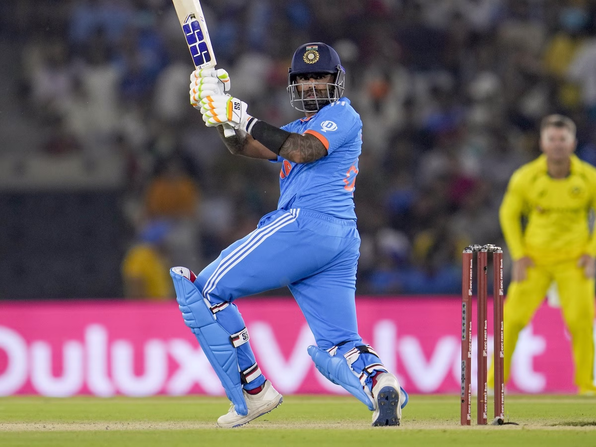 4 consecutive sixes,Australia,ky show, suryakumar yadav,beast mode