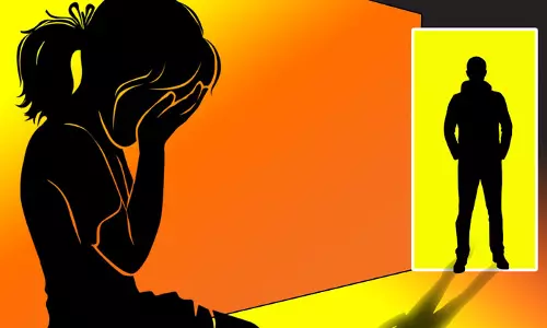 14-year-old girl shoots dead father