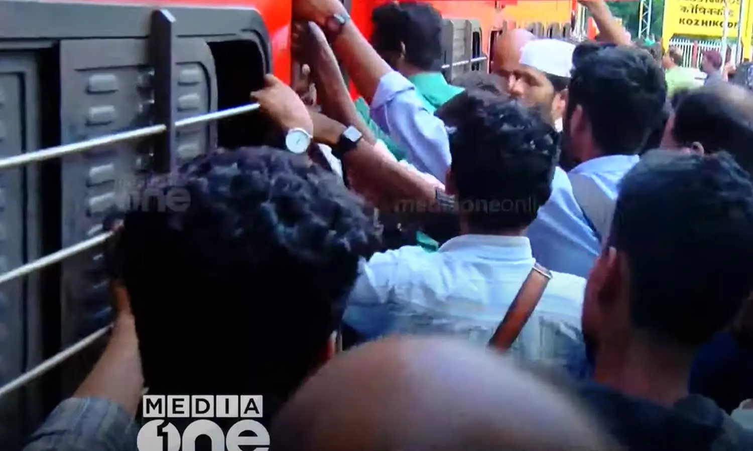 ജനറൽ കംപാർട്മെന്റുകൾ ജനറൽ കംപാർട്മെന്റുകൾ