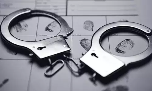 son was arrested for stealing the property by forging documents,fake documents,arrest,പിതാവിന്റെ മരണ ശേഷം വ്യാജരേഖ ചമച്ച് സ്വത്ത് തട്ടിയെടുത്ത മകന് അറസ്റ്റിൽ, പിതാവിന്റെ വ്യാജ ഒപ്പിട്ട് സ്വത്ത് തട്ടിയെടുത്തു son was arrested for stealing the property by forging documents,fake documents,arrest,പിതാവിന്റെ മരണ ശേഷം വ്യാജരേഖ ചമച്ച് സ്വത്ത് തട്ടിയെടുത്ത മകന് അറസ്റ്റിൽ, പിതാവിന്റെ വ്യാജ ഒപ്പിട്ട് സ്വത്ത് തട്ടിയെടുത്തു