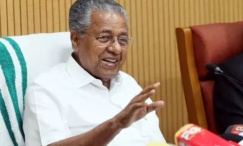 കരുവന്നൂർ ബാങ്ക് തട്ടിപ്പ്;പാത്രത്തിലെ ചോറിൽ കറുത്ത വറ്റ് ഉണ്ടെങ്കിൽ അത് എടുത്ത് മാറ്റുകയാണ് വേണ്ടത്: മുഖ്യമന്ത്രി