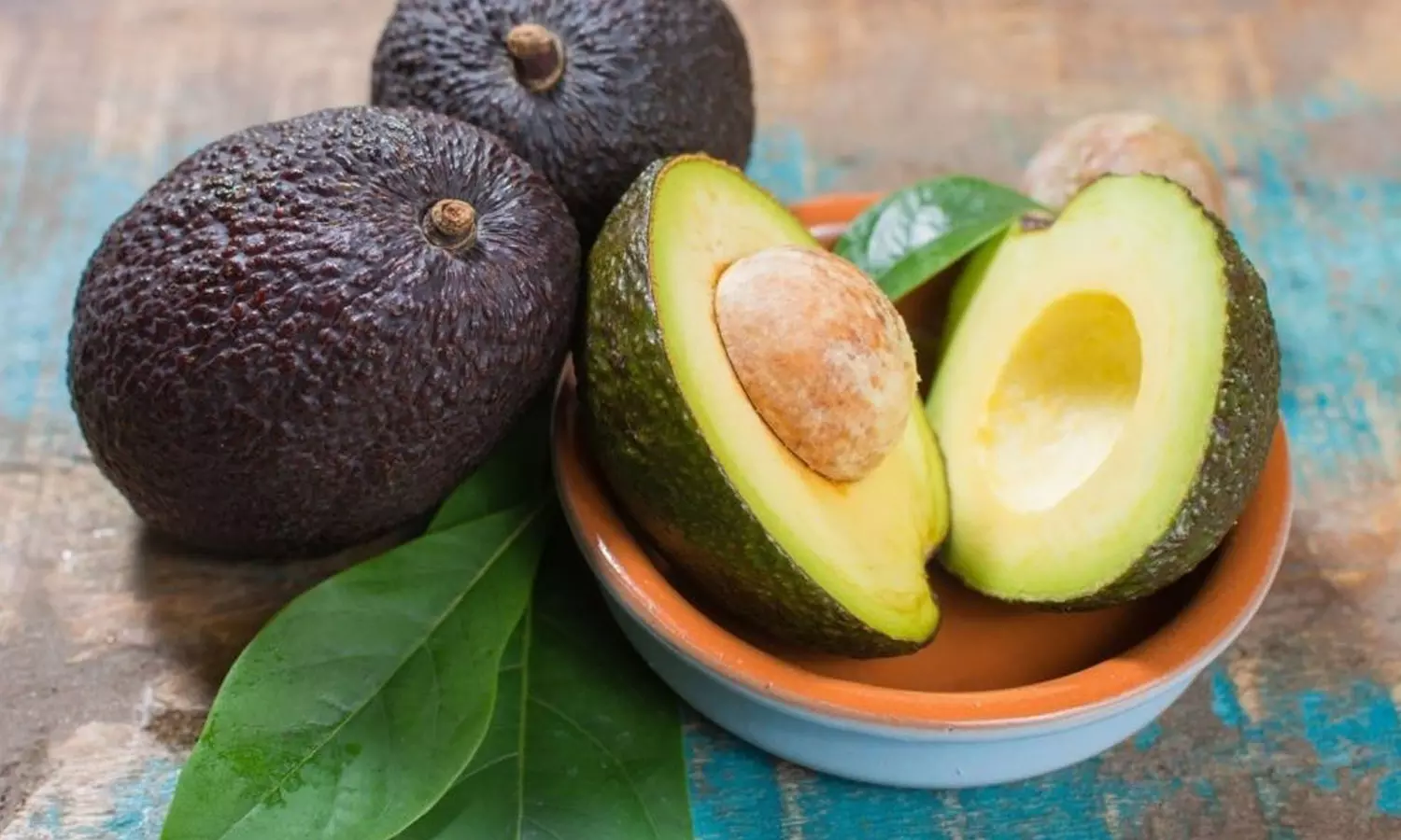 അവോകാഡോ കൊളസ്ട്രോള് കുറയ്ക്കുമോ? അറിയാം അവോകാഡോയുടെ ഗുണങ്ങള് അവോകാഡോ കൊളസ്ട്രോള് കുറയ്ക്കുമോ? അറിയാം അവോകാഡോയുടെ ഗുണങ്ങള്