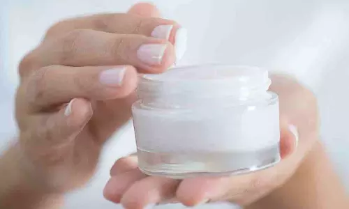 ഫെയർനസ് ക്രീമുകളെല്ലാം സേഫല്ല; അമിതമായി ലോഹങ്ങൾ ചേർത്ത ക്രീമുകൾ ഗുരുതര വൃക്കരോഗങ്ങൾക്ക് കാരണമാകുന്നു