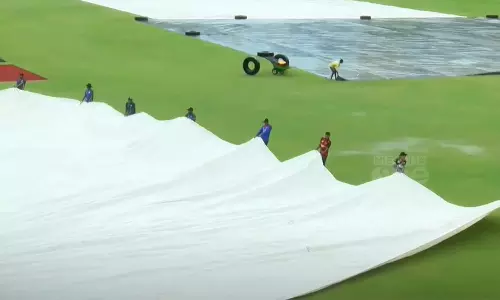 കാര്യവട്ടം സ്റ്റേഡിയത്തിൽ ഇന്ന് നടക്കേണ്ട ലോകകപ്പ് സന്നാഹ മത്സരത്തിന് മഴ ഭീഷണി