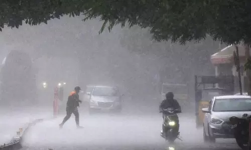 Heavy rain continues kerala Heavy rain continues kerala