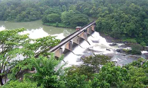 thenmala dam