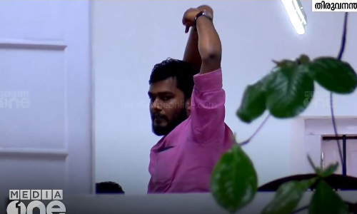 നിയമനക്കോഴ കേസ്: പൊലീസ് അറസ്റ്റ് ചെയ്ത റഹീസ് റഹ്മാനെ ഇന്ന് കോടതിയിൽ ഹാജരാക്കും