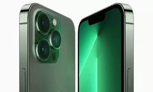 ഐഫോൺ 15 ഇനി ചൂടാകില്ല; ഐ.ഓ.എസ് 17.0.3 അവതരിപ്പിച്ച് ആപ്പിൾ ഐഫോൺ 15 ഇനി ചൂടാകില്ല; ഐ.ഓ.എസ് 17.0.3 അവതരിപ്പിച്ച് ആപ്പിൾ