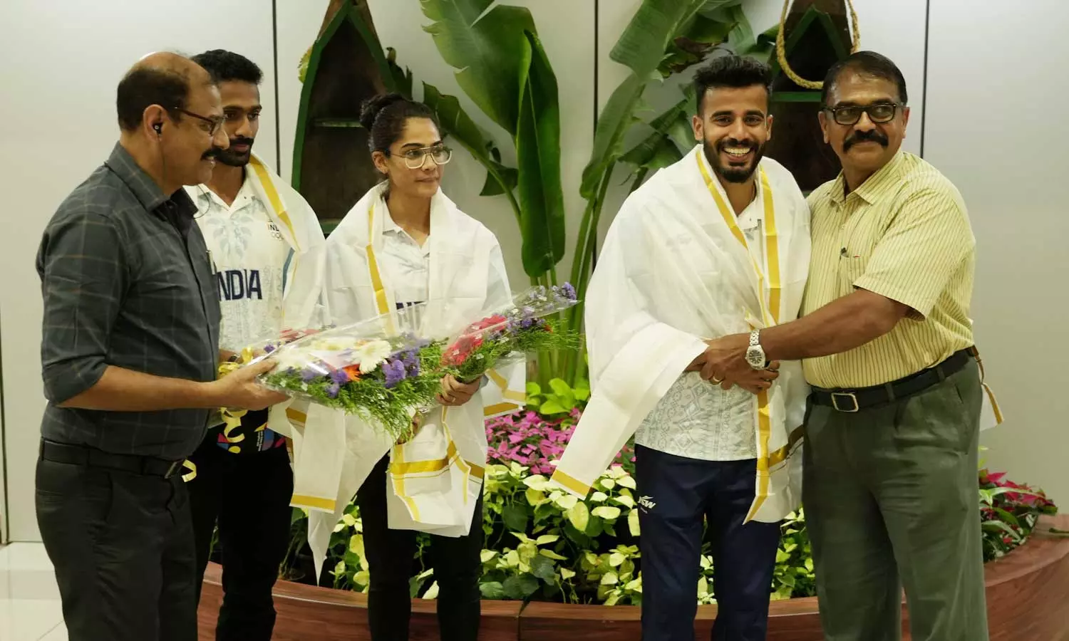 Malayalee athletes received at Thiruvananthapuram Airport after Asian Games, Asian Games 2023 Malayalee athletes received at Thiruvananthapuram Airport after Asian Games, Asian Games 2023