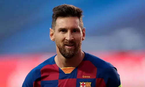Messi to join Barcelona if Miami falter