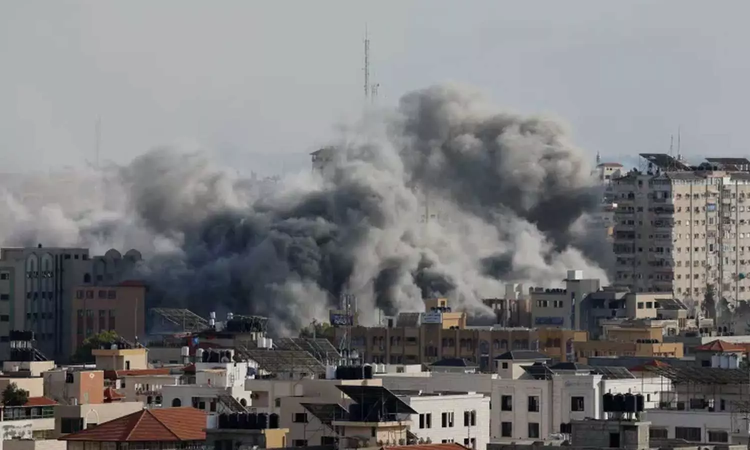 ഗസ്സയിൽ ഇസ്രയേൽ ആക്രമണം തുടരുന്നു; 198 മരണം, 1600 പേർക്ക് പരിക്ക്