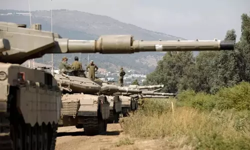 ഗസ്സ പൂർണമായും പിടിച്ചെടുക്കാൻ ഇസ്രായേൽ, അതിർത്തിയിൽ ഒരു ലക്ഷം സൈനികർ; കരയുദ്ധത്തിന് നീക്കം