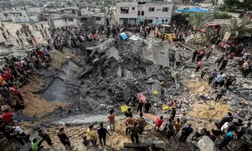 ഗസ്സയെ നരകത്തുരുത്താക്കി ഇസ്രായേൽ ആക്രമണം; കുട്ടികളടക്കം മരണം 900 കടന്നു