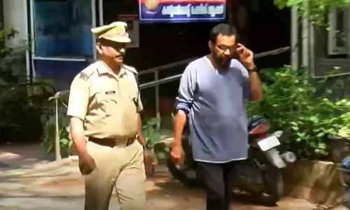 നിയമന കോഴക്കേസ്:  അഖിൽ സജീവനും ലെനിൻ രാജിനും പണം നൽകാൻ ആവശ്യപ്പെട്ടത് ബാസിത്‌