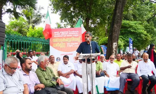 ഭൂരഹിതരോടുള്ള വഞ്ചന അവസാനിപ്പിക്കണം - സുബ്രമണി അറുമുഖം ഭൂരഹിതരോടുള്ള വഞ്ചന അവസാനിപ്പിക്കണം - സുബ്രമണി അറുമുഖം