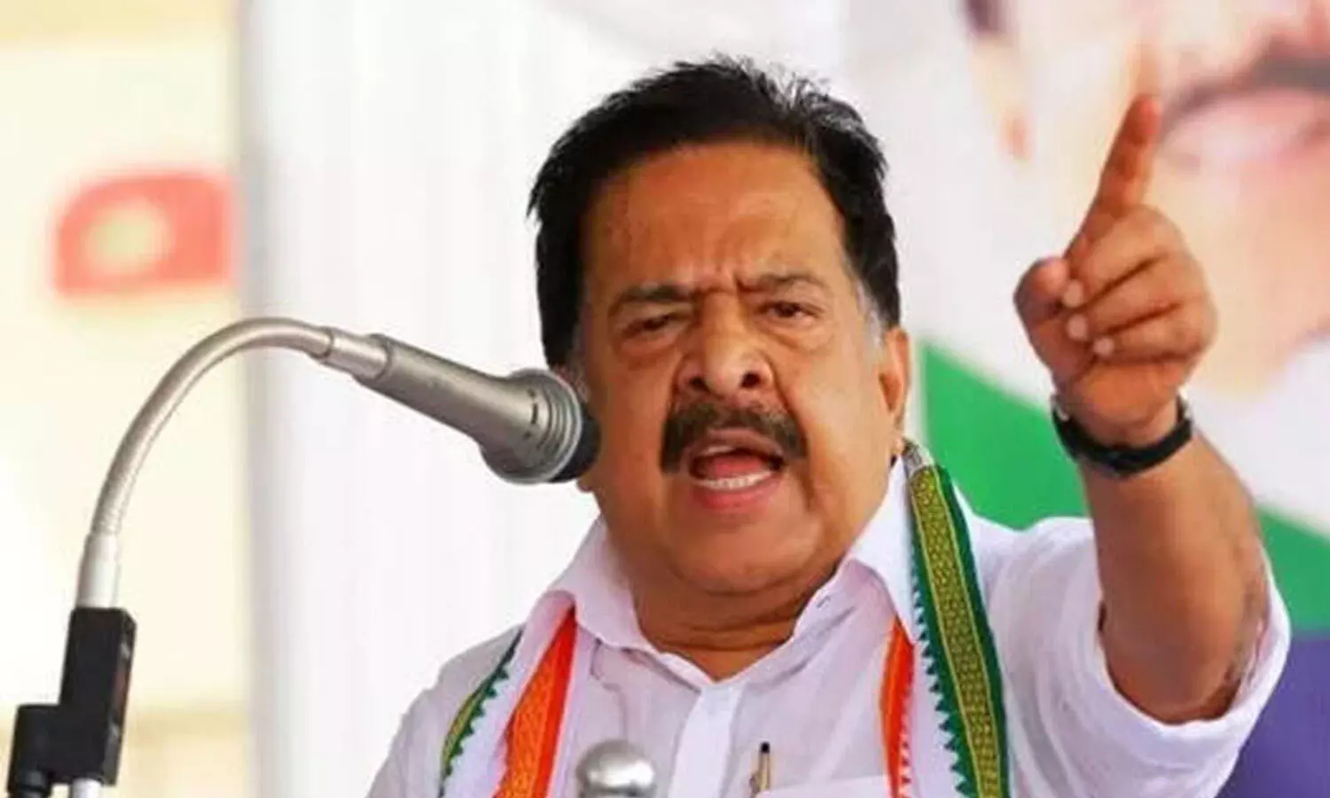 Vizhinjam port, Oommen Chandy, Ramesh Chennithala, cpim, pinarayi vijayan, latest malayalam news, വിഴിഞ്ഞം തുറമുഖം, ഉമ്മൻ ചാണ്ടി, രമേശ് ചെന്നിത്തല, പിണറായി വിജയൻ Vizhinjam port, Oommen Chandy, Ramesh Chennithala, cpim, pinarayi vijayan, latest malayalam news, വിഴിഞ്ഞം തുറമുഖം, ഉമ്മൻ ചാണ്ടി, രമേശ് ചെന്നിത്തല, പിണറായി വിജയൻ