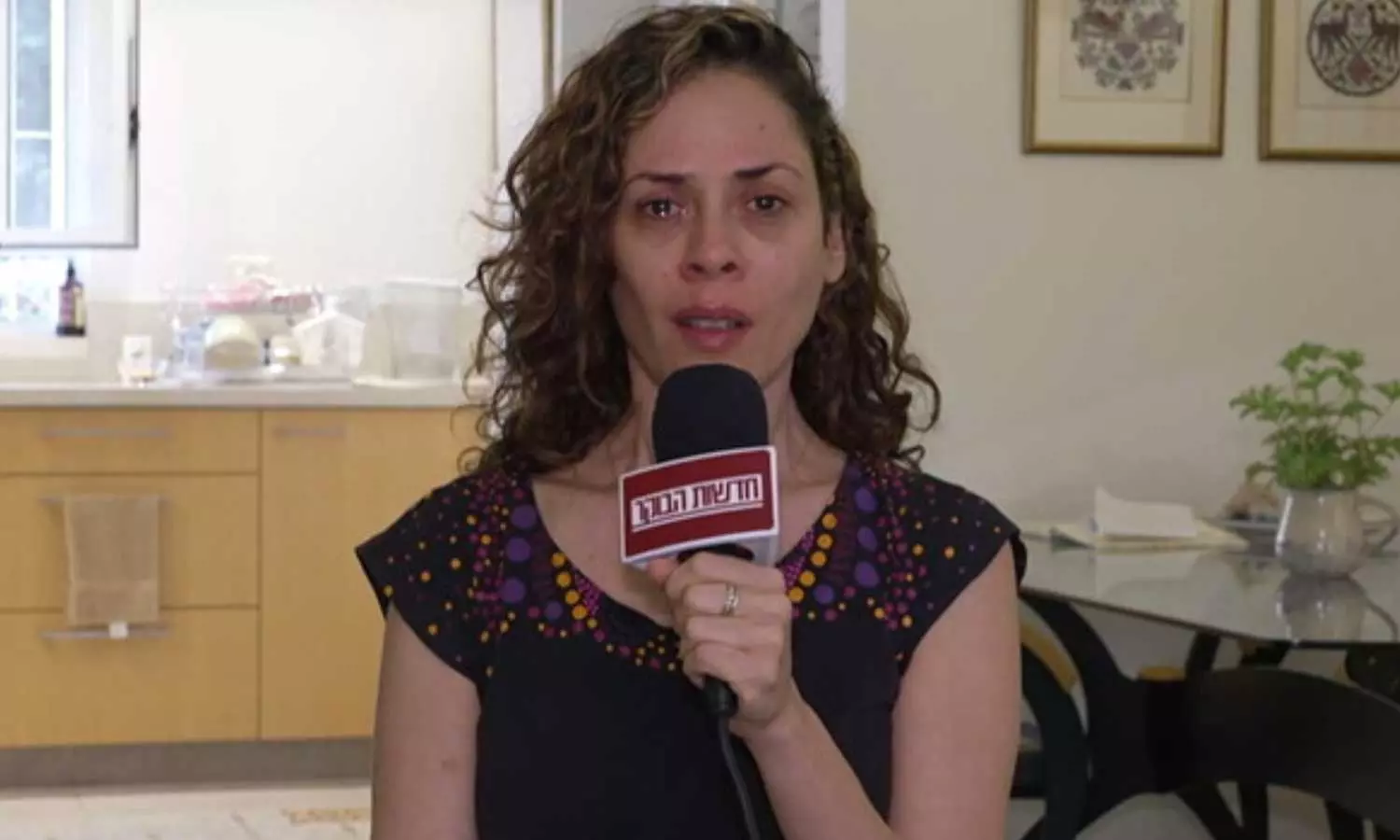 Freed Israeli woman captive confirms Hamas fighters protected Israeli women and children during Gaza conflict, Hamas fighters protected Israeli women and children, Avital Aladjem, Hamas, Israel attack on Gaza, Israel-Palestine war 2023