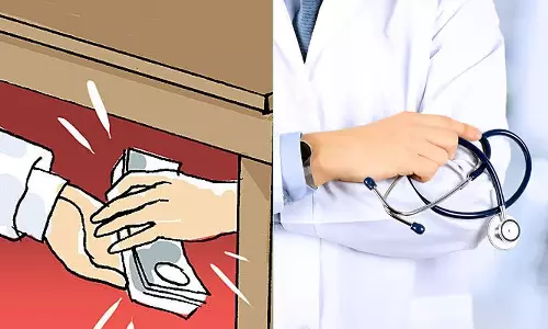 bribe, patient,  doctor was suspended, latest malayalam news, കൈക്കൂലി, രോഗി, ഡോക്ടറെ സസ്പെൻഡ് ചെയ്തു, ഏറ്റവും പുതിയ മലയാളം വാർത്ത