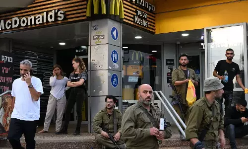 McDonalds, McDonaldsfreemealstoIsraelforce, McDonaldsIsrael, IsraelPalestinewar2023 McDonalds, McDonaldsfreemealstoIsraelforce, McDonaldsIsrael, IsraelPalestinewar2023