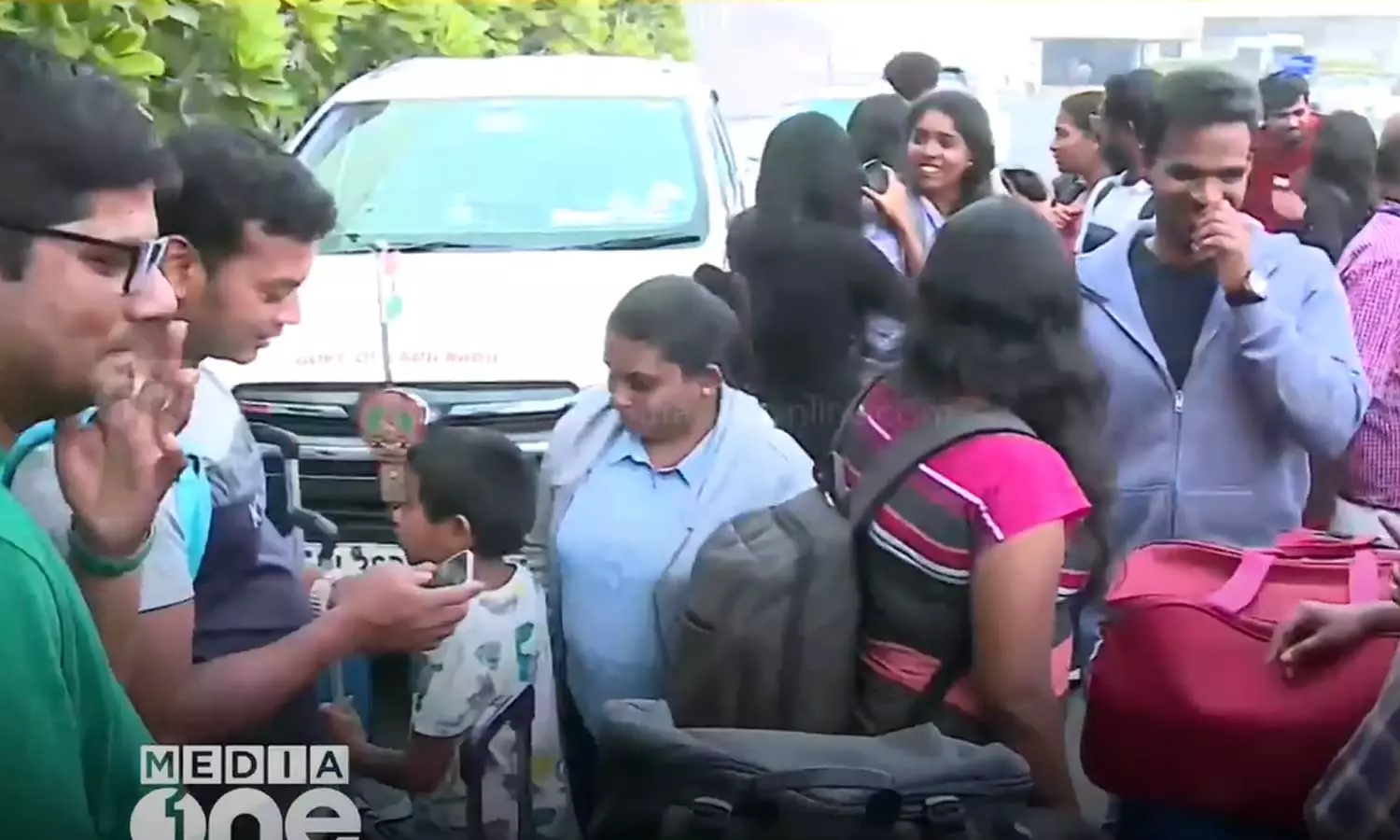 ഓപ്പറേഷൻ അജയ് രണ്ടാം ദിനത്തിൽ 235 ഇന്ത്യക്കാർ രാജ്യത്ത് തിരിച്ചെത്തി