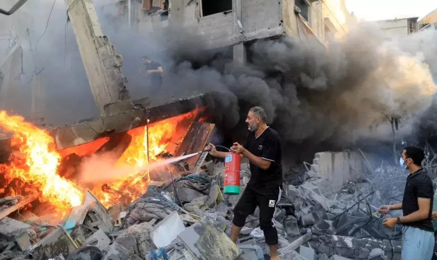 കരയുദ്ധത്തിന് ഒരുക്കം, അമേരിക്കയുടെ രണ്ടാം യുദ്ധക്കപ്പൽ ഇസ്രായേലിലേക്ക്; ആസൂത്രിത വംശഹത്യയെന്ന് ഫലസ്തീൻ കരയുദ്ധത്തിന് ഒരുക്കം, അമേരിക്കയുടെ രണ്ടാം യുദ്ധക്കപ്പൽ ഇസ്രായേലിലേക്ക്; ആസൂത്രിത വംശഹത്യയെന്ന് ഫലസ്തീൻ